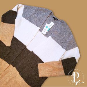 Stitch Fix | Pink Clover White / Grey / Sage / Taupe Knitted Cardigan Size M